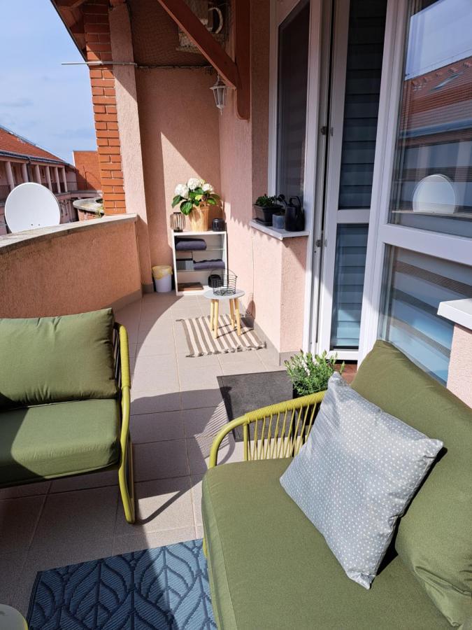 Rozsa Apartman كيستاي المظهر الخارجي الصورة
