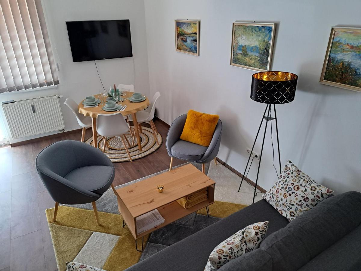 Rozsa Apartman كيستاي المظهر الخارجي الصورة
