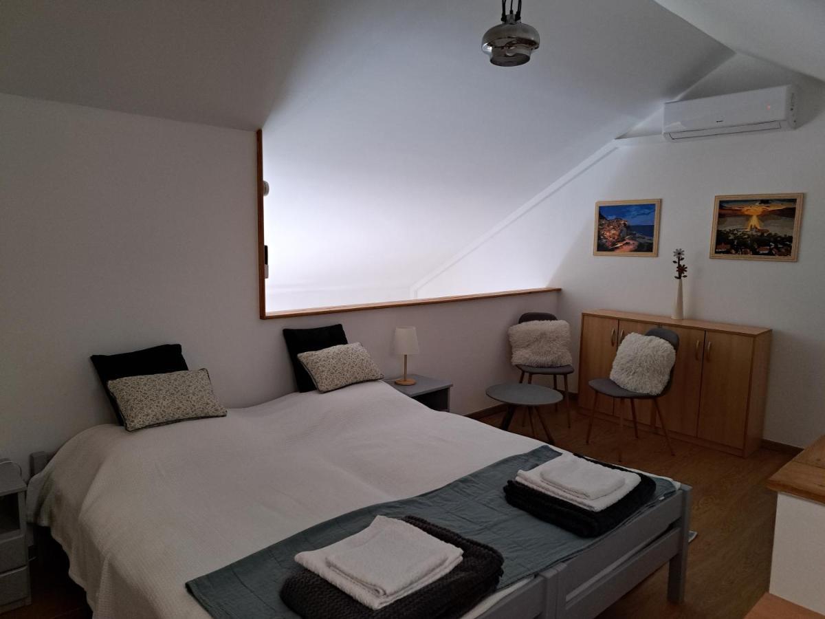 Rozsa Apartman كيستاي المظهر الخارجي الصورة