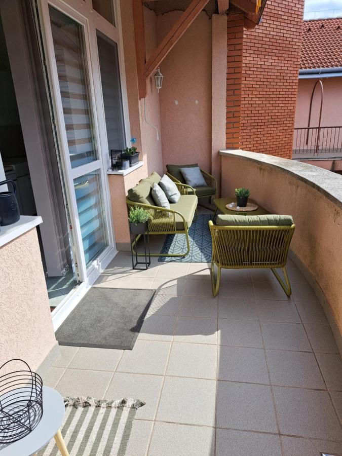Rozsa Apartman كيستاي المظهر الخارجي الصورة